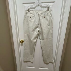 Vineyard Vines Men's Cream Chinos